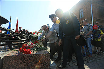 2 август 2017 г., Барнаул. Смолихина Екатерина   Кровь, огонь и пули: как отметили в Барнауле День ВДВ