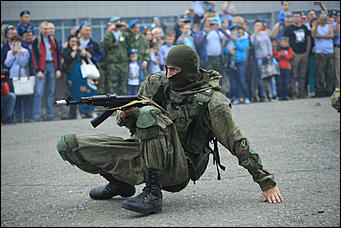 2 август 2018 г., Барнаул. Смолихина Екатерина   Горим за ВДВ: как в Барнауле отметили День десантника