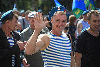 2 август 2018 г., Барнаул. Смолихина Екатерина   Горим за ВДВ: как в Барнауле отметили День десантника