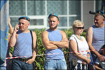 2 августа 2019 г., Барнаул. Екатерина Смолихина   Митингом и шествием отметили День ВДВ в Барнауле