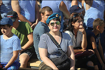 2 августа 2019 г., Барнаул. Екатерина Смолихина   Митингом и шествием отметили День ВДВ в Барнауле