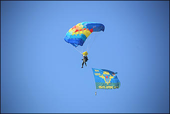 2 августа 2019 г., Барнаул. Екатерина Смолихина   Митингом и шествием отметили День ВДВ в Барнауле
