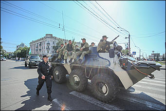 2 августа 2019 г., Барнаул. Екатерина Смолихина   Митингом и шествием отметили День ВДВ в Барнауле
