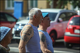 2 августа 2019 г., Барнаул. Екатерина Смолихина   Митингом и шествием отметили День ВДВ в Барнауле