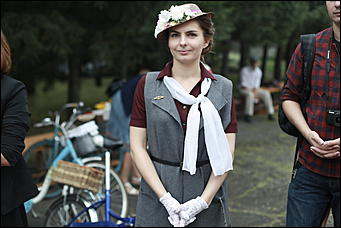 2 сентября 2017 г., Барнаул. Екатерина Смолихина   Элегантный юбилей: ретро-велопробег в пятый раз прошел в Барнауле