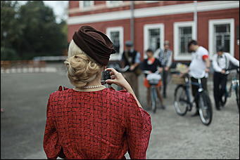 2 сентября 2017 г., Барнаул. Екатерина Смолихина   Элегантный юбилей: ретро-велопробег в пятый раз прошел в Барнауле