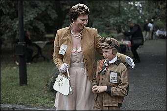 2 сентября 2017 г., Барнаул. Екатерина Смолихина   Элегантный юбилей: ретро-велопробег в пятый раз прошел в Барнауле