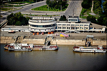 18 август 2016 г., Барнаул   Дух захватывает: корреспондент Amic.ru облетел Барнаул на вертолете и сфотографировал удивительные виды города