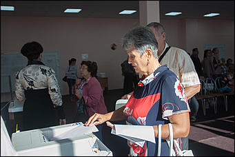 18 сентябрь 2016 г., Барнаул © Амител Вячеслав Мельников   Как проходят выборы-2016 в Барнауле? Фоторепортаж 