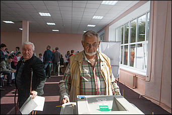 18 сентябрь 2016 г., Барнаул © Амител Вячеслав Мельников   Как проходят выборы-2016 в Барнауле? Фоторепортаж 