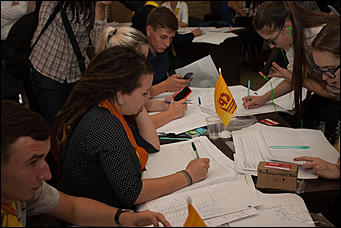 18 сентябрь 2016 г., Барнаул © Амител Вячеслав Мельников   Что делали в штабах политических партий в ночь после выборов? Фоторепортаж