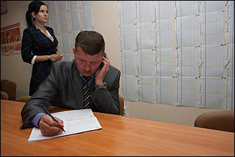 18 сентябрь 2016 г., Барнаул © Амител Вячеслав Мельников   Что делали в штабах политических партий в ночь после выборов? Фоторепортаж