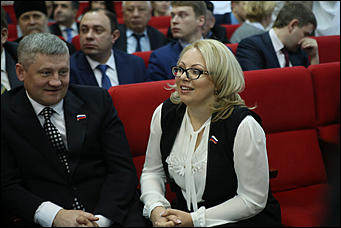 1 декабря 2017 г., Барнаул. Екатерина Смолихина   Как депутаты гордумы сделали Дугина главой города