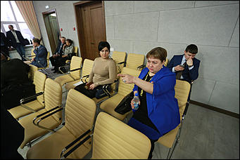 14 февраля 202 г., Барнаул. Екатерина Смолихина   Смех сквозь выборы. Как прошло избрание нового мэра Барнаула