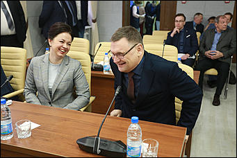 14 февраля 202 г., Барнаул. Екатерина Смолихина   Смех сквозь выборы. Как прошло избрание нового мэра Барнаула