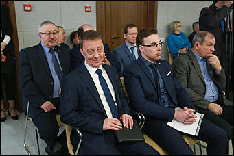 14 февраля 202 г., Барнаул. Екатерина Смолихина   Смех сквозь выборы. Как прошло избрание нового мэра Барнаула