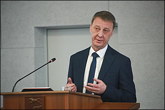 14 февраля 202 г., Барнаул. Екатерина Смолихина   Смех сквозь выборы. Как прошло избрание нового мэра Барнаула