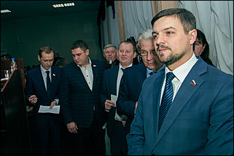 25 декабря 2015.г, Барнаул   Как выбирали сити-менеджера Барнаула Сергея Дугина