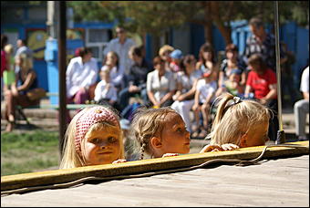 1 сентября 2007 г., Барнаул   Барнаул отпраздновал 1 сентября (фото Кристины Красниковой)