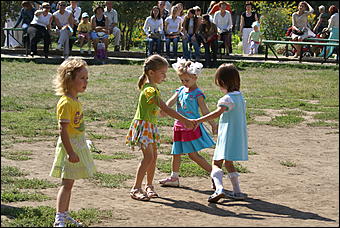 1 сентября 2007 г., Барнаул   Барнаул отпраздновал 1 сентября (фото Кристины Красниковой)