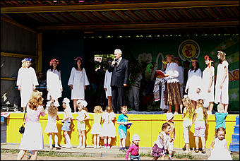 1 сентября 2007 г., Барнаул   Барнаул отпраздновал 1 сентября (фото Кристины Красниковой)