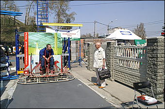 24 апреля 2007 г., Барнаул   Открытие XII специализированной выставки-ярмарки "Строительство. Благоустройство. Интерьер"