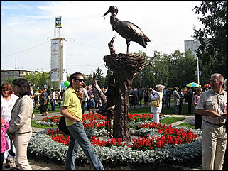 22 августа 2009 г., Барнаул   Праздник для первоклассников, выставка ретро-автомобилей и цветов в День рождения Барнаула