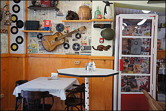 26 июля 2018   Кафе-бар! Я догоню: как прошло открытие пятого кафе "Вобла" в Барнауле