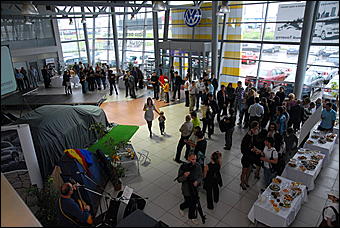 22 июля 2010 г., Барнаул   Новый Volkswagen Touareg в дилерсклм центре Volkswagen - АлтайЕвроМоторс