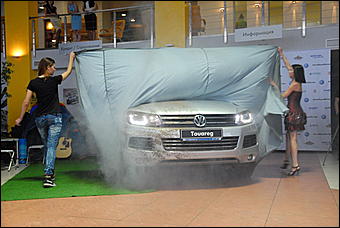 22 июля 2010 г., Барнаул   Новый Volkswagen Touareg в дилерсклм центре Volkswagen - АлтайЕвроМоторс