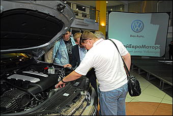 22 июля 2010 г., Барнаул   Новый Volkswagen Touareg в дилерсклм центре Volkswagen - АлтайЕвроМоторс