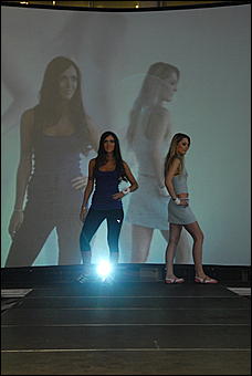 22 июля 2010 г., Барнаул   Новый Volkswagen Touareg в дилерсклм центре Volkswagen - АлтайЕвроМоторс