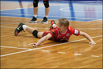 31 октябрь 2016 г., Барнаул  © Амител Вячеслав Мельников   Барнаульский "Университет" идет по чемпионскому графику в Высшей лиге "А"