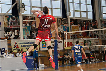 31 октябрь 2016 г., Барнаул  © Амител Вячеслав Мельников   Барнаульский "Университет" идет по чемпионскому графику в Высшей лиге "А"