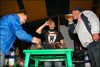 13 июня 2008 г., турбаза "Иверия"   Фестиваль «ВОРСИН» ПИВНОЙ ЭКСТРИМ 2008. заПИВАй РЕКОРДЫ!»