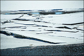 2 апреля 2018 г., Барнаул. Екатерина Смолихина   Несокрушимая глыба: река Обь в преддверии ледохода