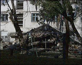 10 октября 2000г., Барнаул   10 октября 2000г. в городе Барнауле около половины восьмого вечера в доме N 9 по улице Новороссийской произошел взрыв.