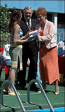 1 июня 2006 г, Барнаул   <P>Спортивный праздник среди воспитанников детских домов</P>