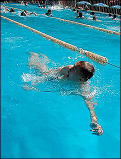 1 июня 2006 г, Барнаул   <P>Спортивный праздник среди воспитанников детских домов</P>