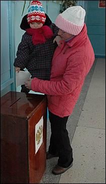 <b> 12 марта 2006г. Барнаул </b> <br>Выборы депутатов в Крайсовет   <P>&nbsp;</P>