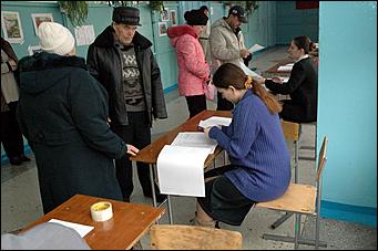 <b> 12 марта 2006г. Барнаул </b> <br>Выборы депутатов в Крайсовет   <P>&nbsp;</P>