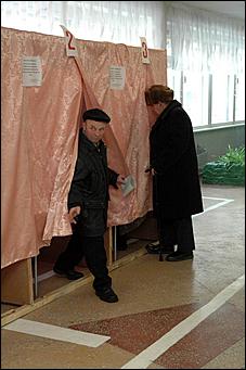 <b> 12 марта 2006г. Барнаул </b> <br>Выборы депутатов в Крайсовет   <P>&nbsp;</P>