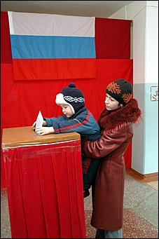 <b> 12 марта 2006г. Барнаул </b> <br>Выборы депутатов в Крайсовет   <P>&nbsp;</P>