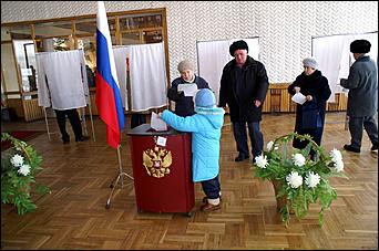 <b> 12 марта 2006г. Барнаул </b> <br>Выборы депутатов в Крайсовет   <P>&nbsp;</P>