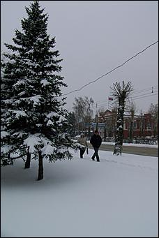 17 апреля 2008 г., Барнаул   "А снег идет..."