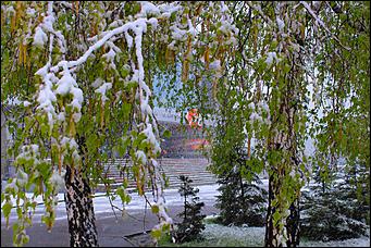 11 май 2013 г., Барнаул   Барнаул накрыл майский снег