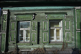 1 ноября 2017 г., Барнаул. Екатерина Смолихина   Заброшенная история: как в центре Барнаула исчезает деревянная архитектура