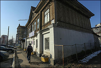 1 ноября 2017 г., Барнаул. Екатерина Смолихина   Заброшенная история: как в центре Барнаула исчезает деревянная архитектура