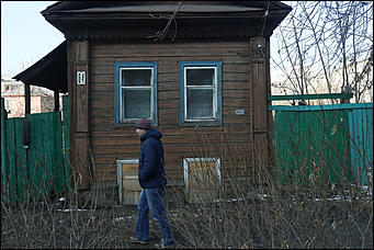 1 ноября 2017 г., Барнаул. Екатерина Смолихина   Заброшенная история: как в центре Барнаула исчезает деревянная архитектура