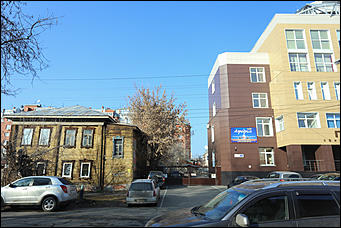 1 ноября 2017 г., Барнаул. Екатерина Смолихина   Заброшенная история: как в центре Барнаула исчезает деревянная архитектура